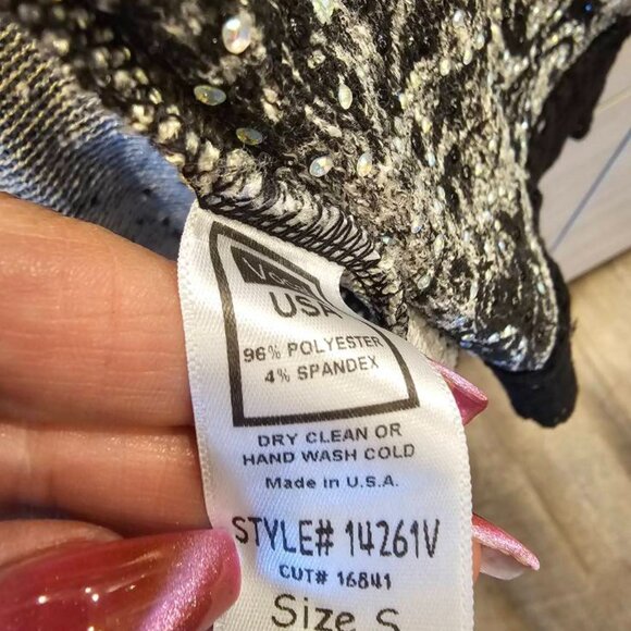 Vest - Picture 4 of 5